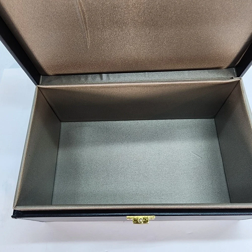 Diyife Extra Large Faraday Box, RFID Box for Car Keys with 2 Pouches.